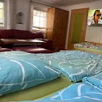 Ferienzimmer Oelhaf Mit Couch Self Check-in Mit Key-tresore * Wilhelmsdorf